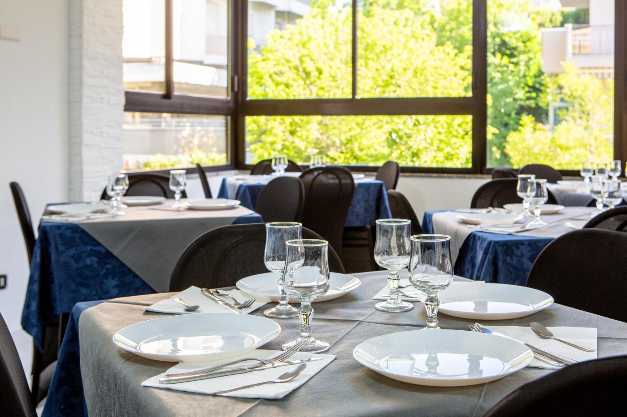 Clubhotel Residence Cesenatico Dış mekan fotoğraf